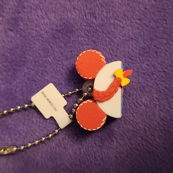 Disney Disneyland 2x Hat Keychain - Picture 5 of 5